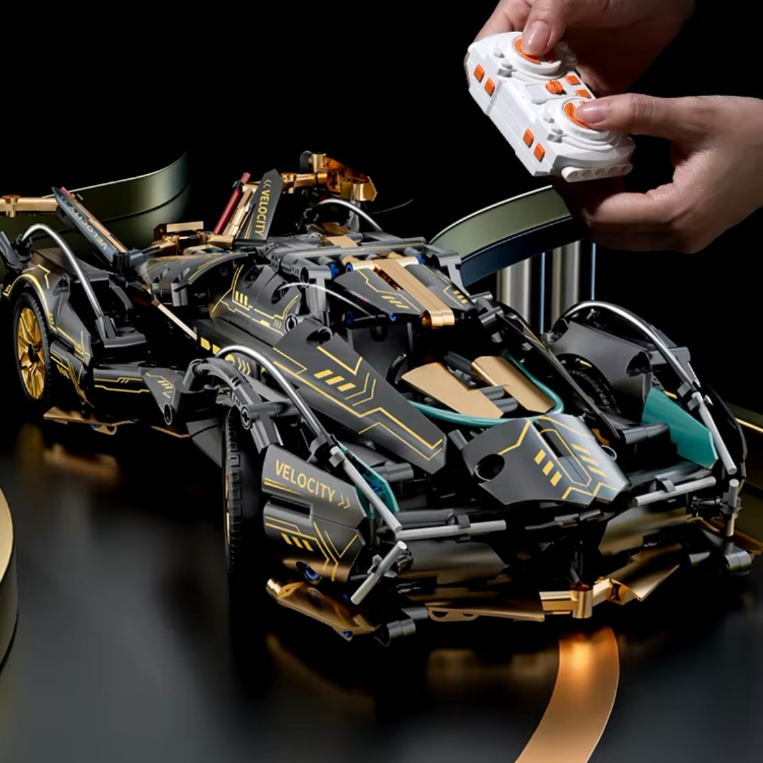 Lamborghini V12 | 1200 Piezas 1:14